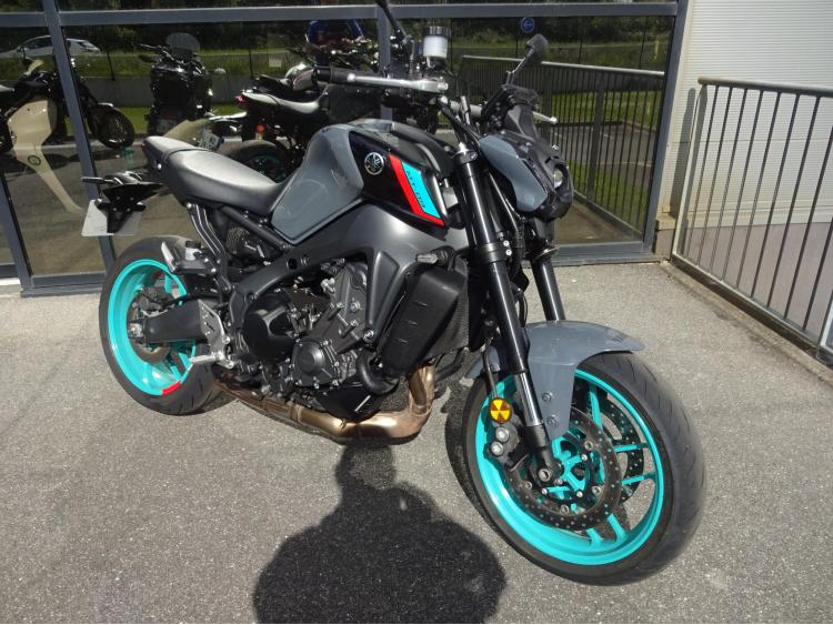 YAMAHA MT-09/34