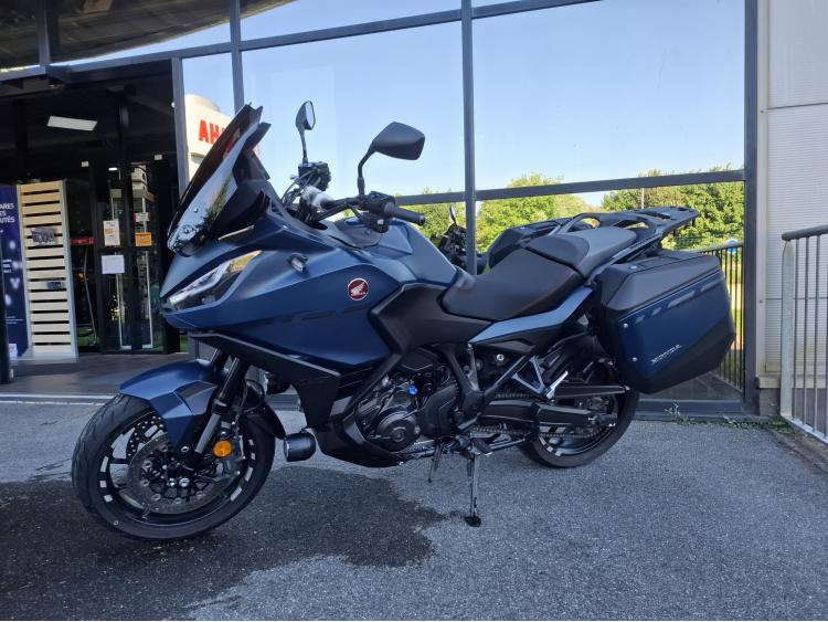 HONDA NT 1100 D