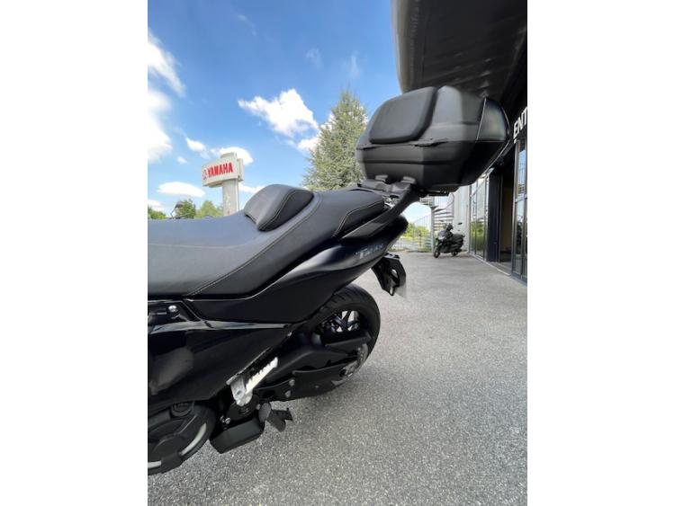 YAMAHA XP T-MAX 560 TECH MAX