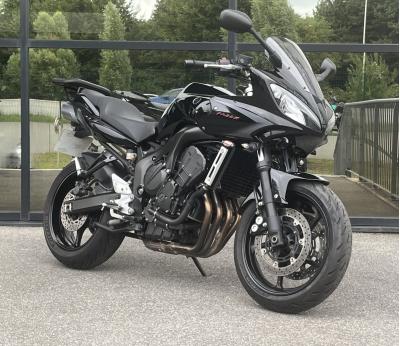 YAMAHA FZ6 (98CV)