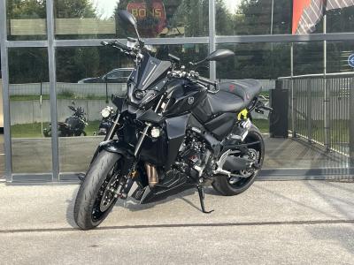 YAMAHA MT-09