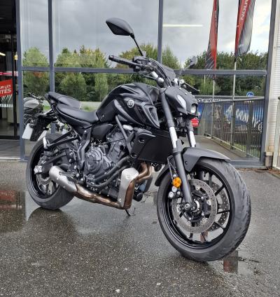 YAMAHA MT-07